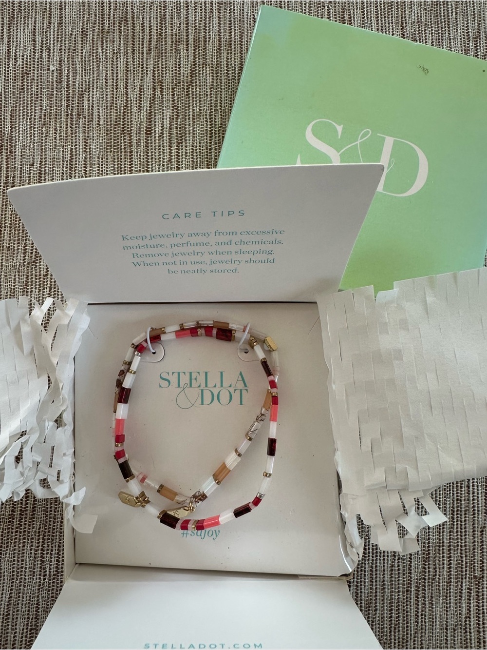 Stella & Dot Pink, White and Gold Beaded Bracelet Set